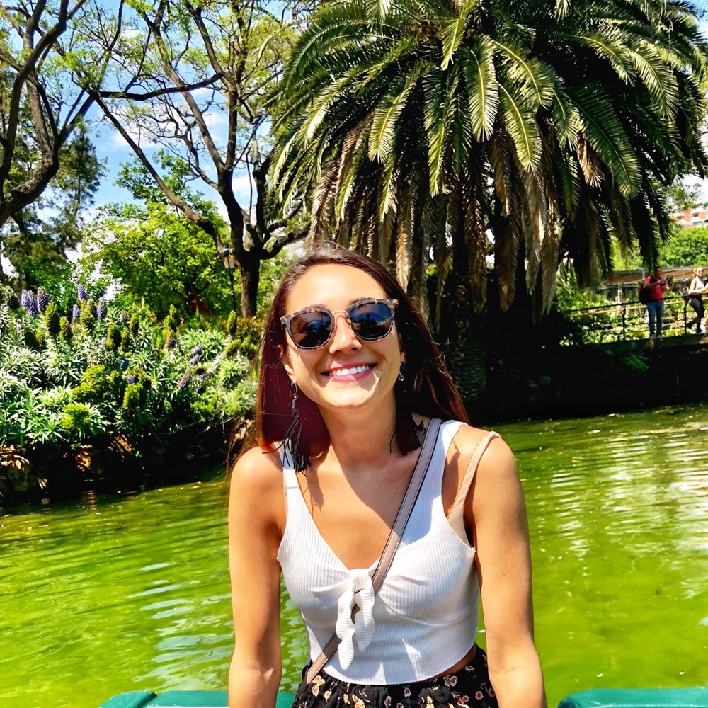 Meet your Posher, Arissa